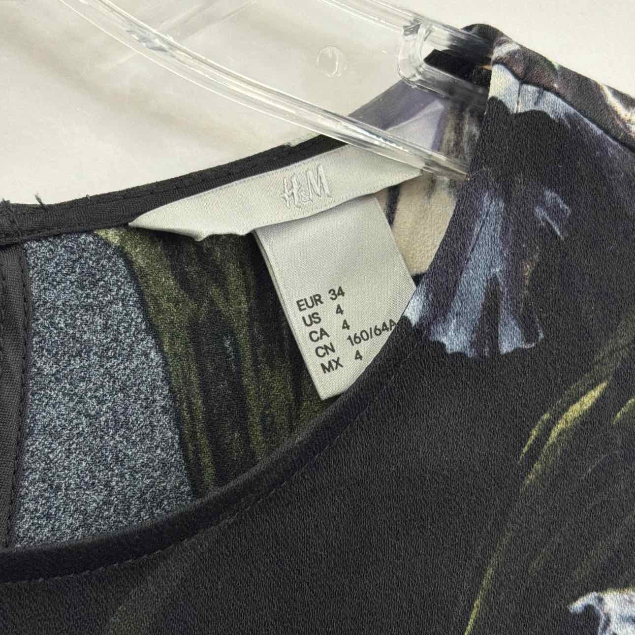 H&M Size 4 Black Polyester New Jumper