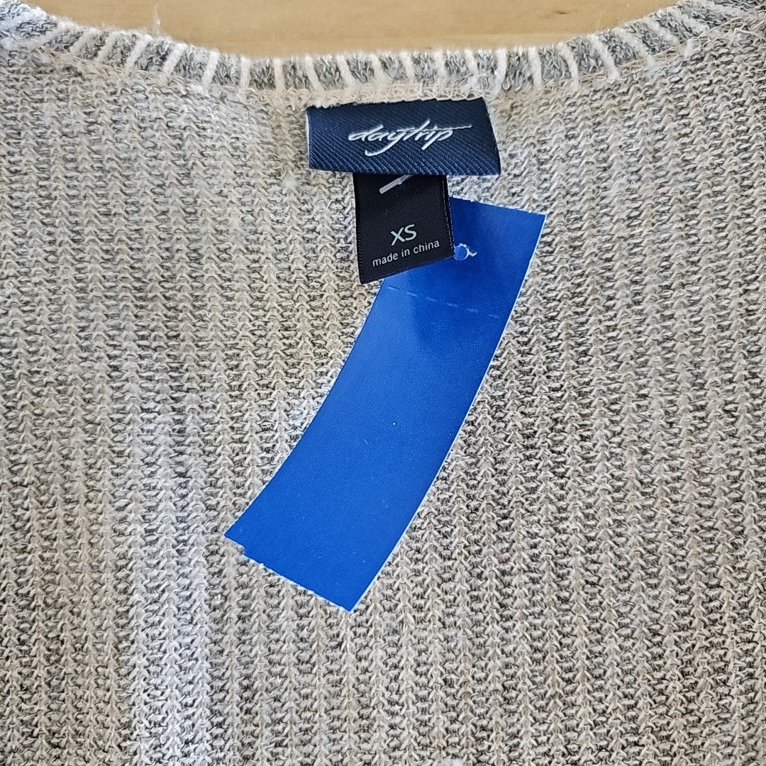 Daytrip Size XS Tan Long Sleeve