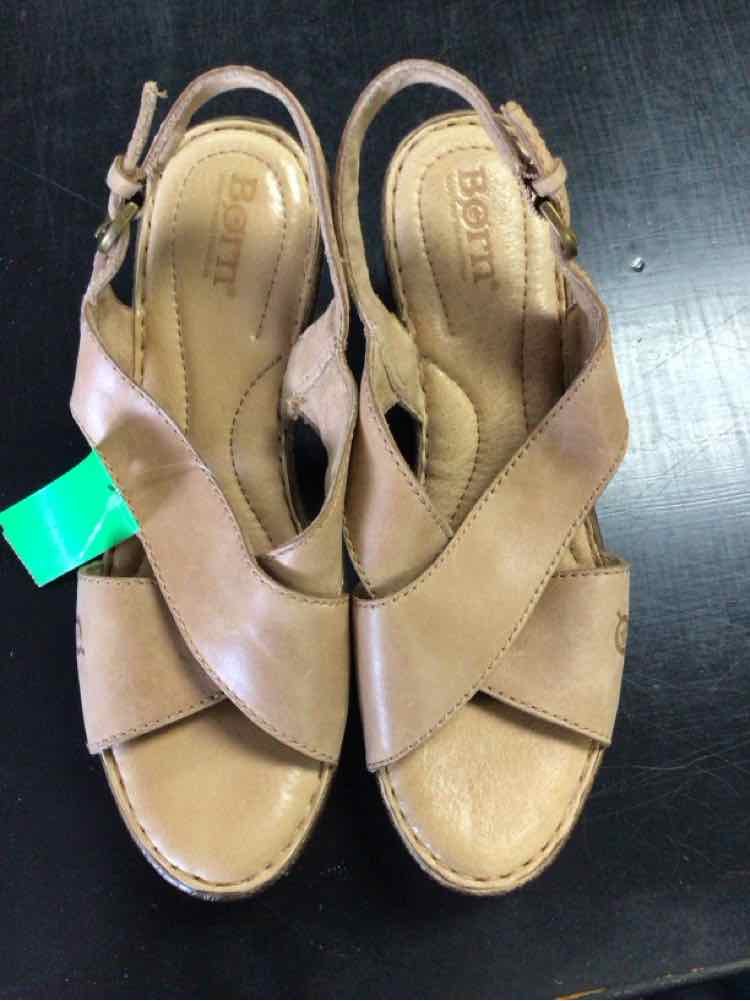 Born Shoe Size 9 Tan Leather Sandals