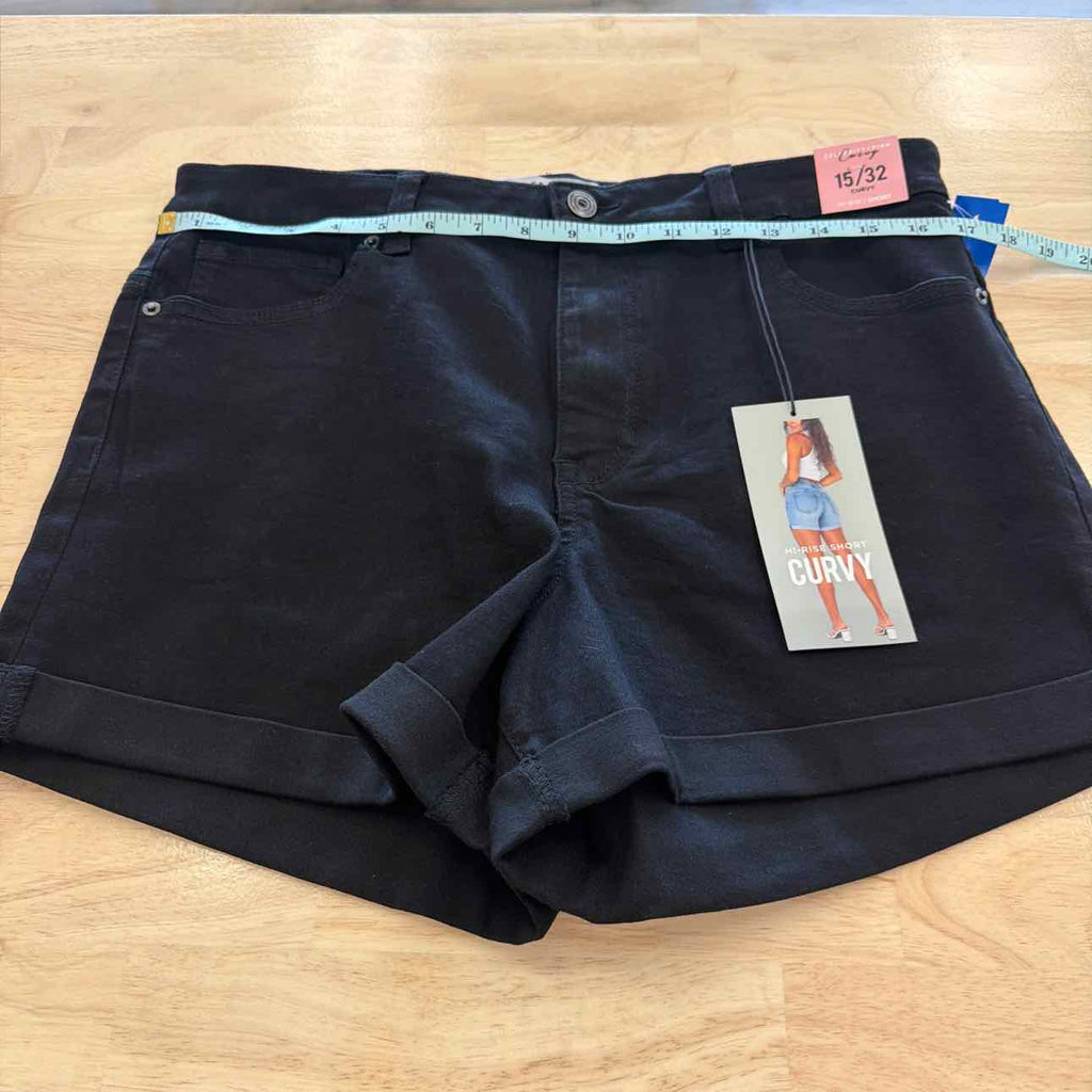 Celebrity pink Women Size 15 Black New Shorts