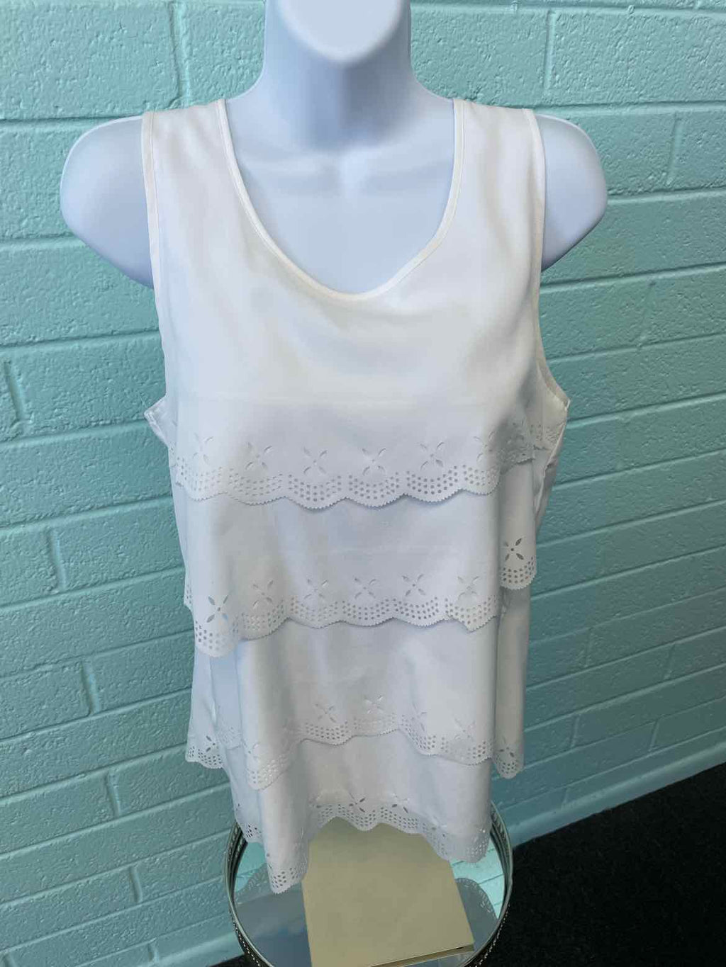 Christopher & Banks Size M White Sleeveless