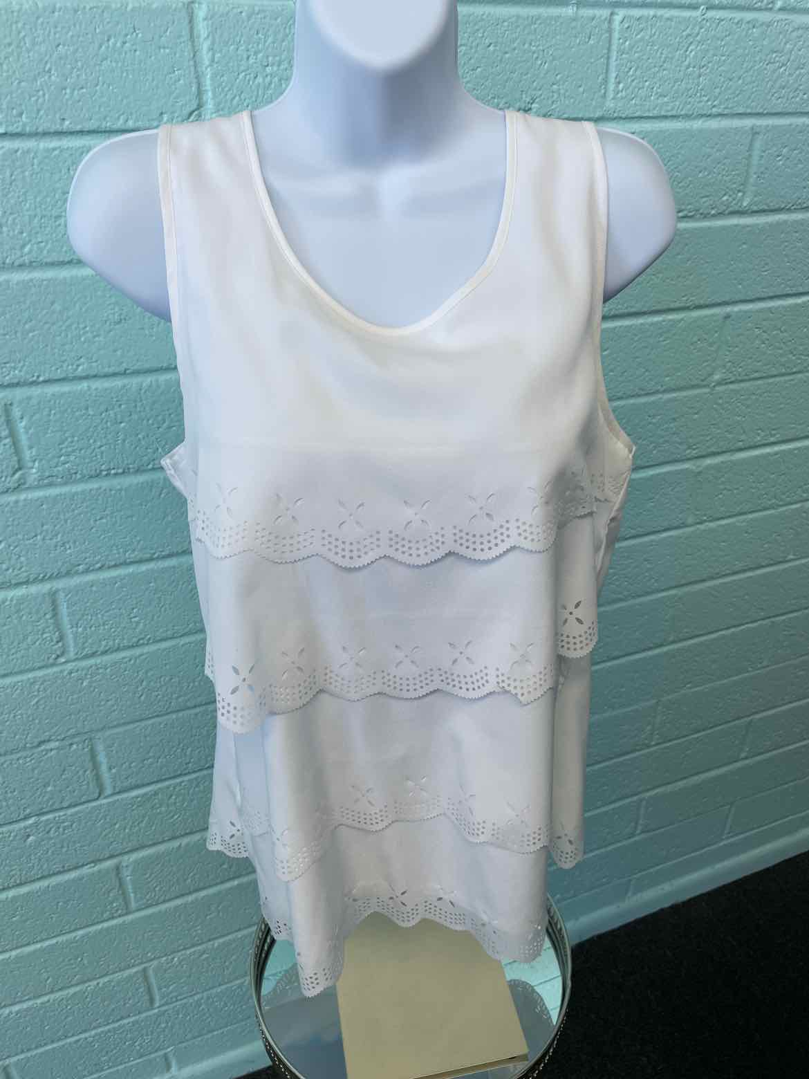 Christopher & Banks Size M White Sleeveless