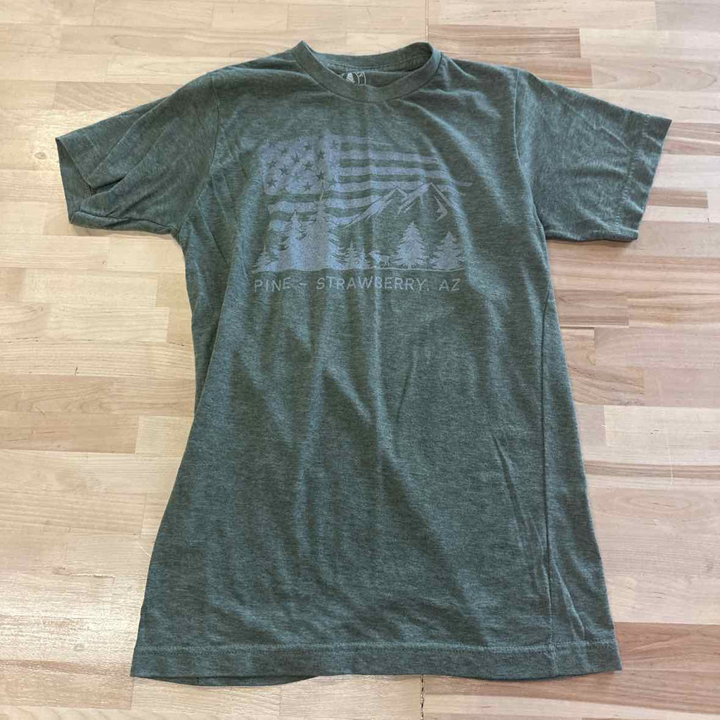 The Rusty Pine Cone Size S Green T-shirt