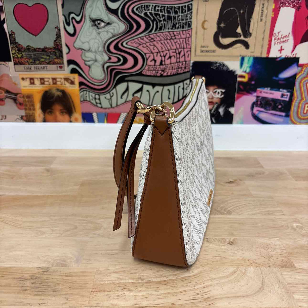 Michael Kors White Leather Preloved Handbag