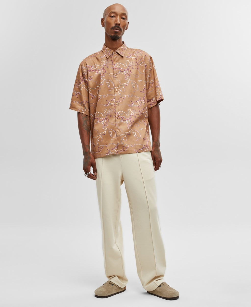 Mode of One Men's Relaxed-Fit Printed Button-Down Shirt -  Spiced Caramel