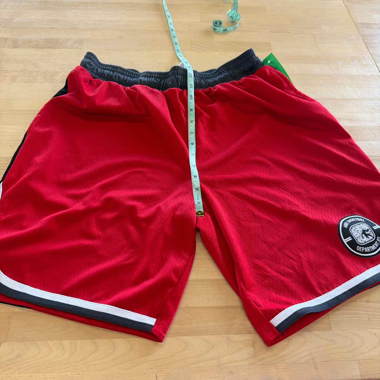 AND1 Men's Size L Red MENS Shorts