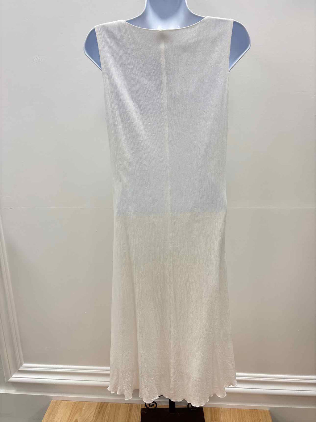 Chico's Size .50 (6) White Preloved Dress