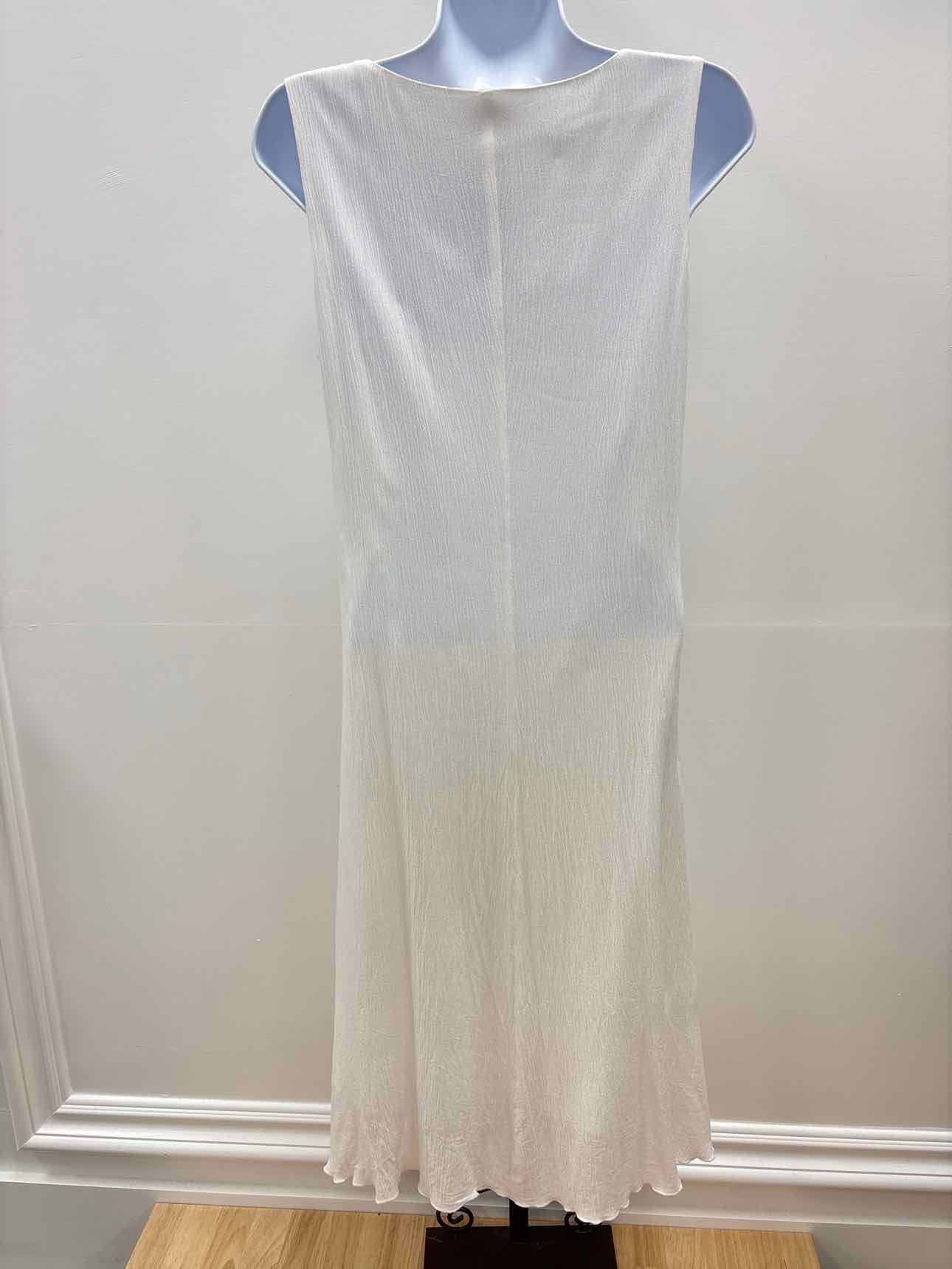 Chico's Size .50 (6) White Preloved Dress