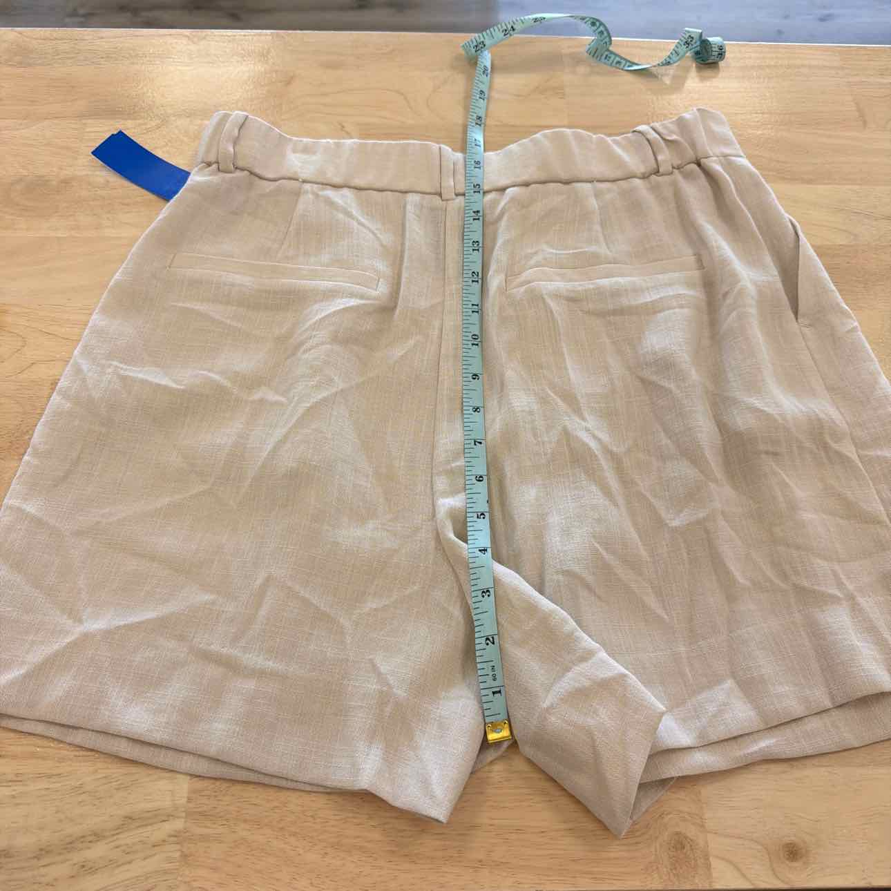BCX Women Size 13 Tan New Shorts
