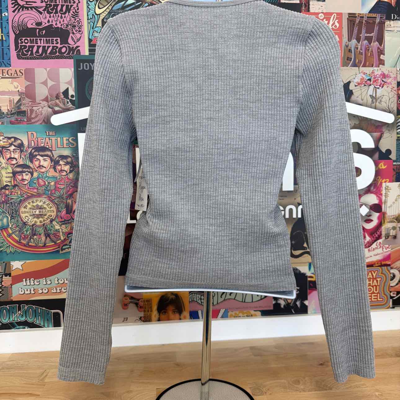 hippie rose Size M Notched Neck Glitter Ribbed Long Sleeve - Light Heather Grey