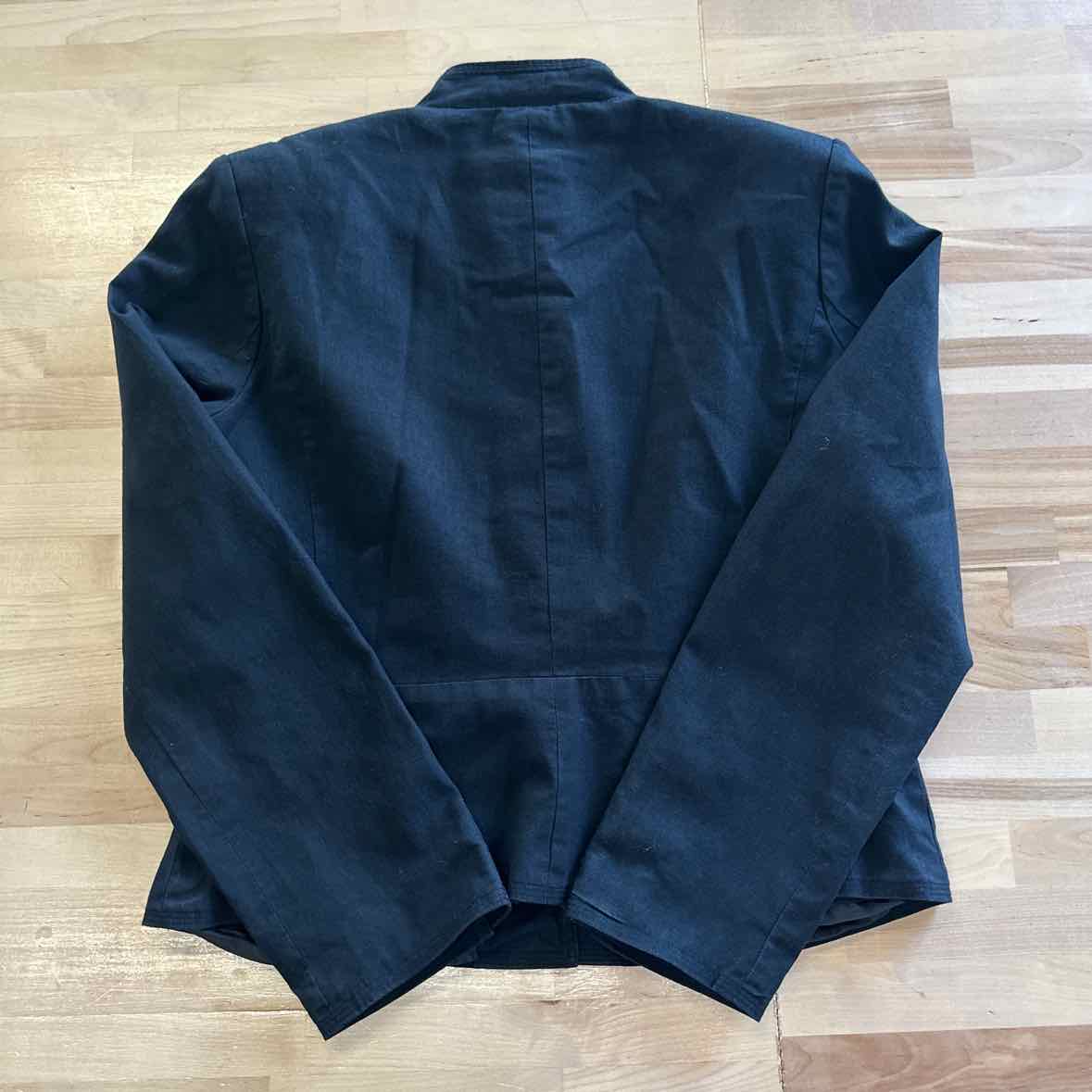JG Hook Size 10 Black Jacket