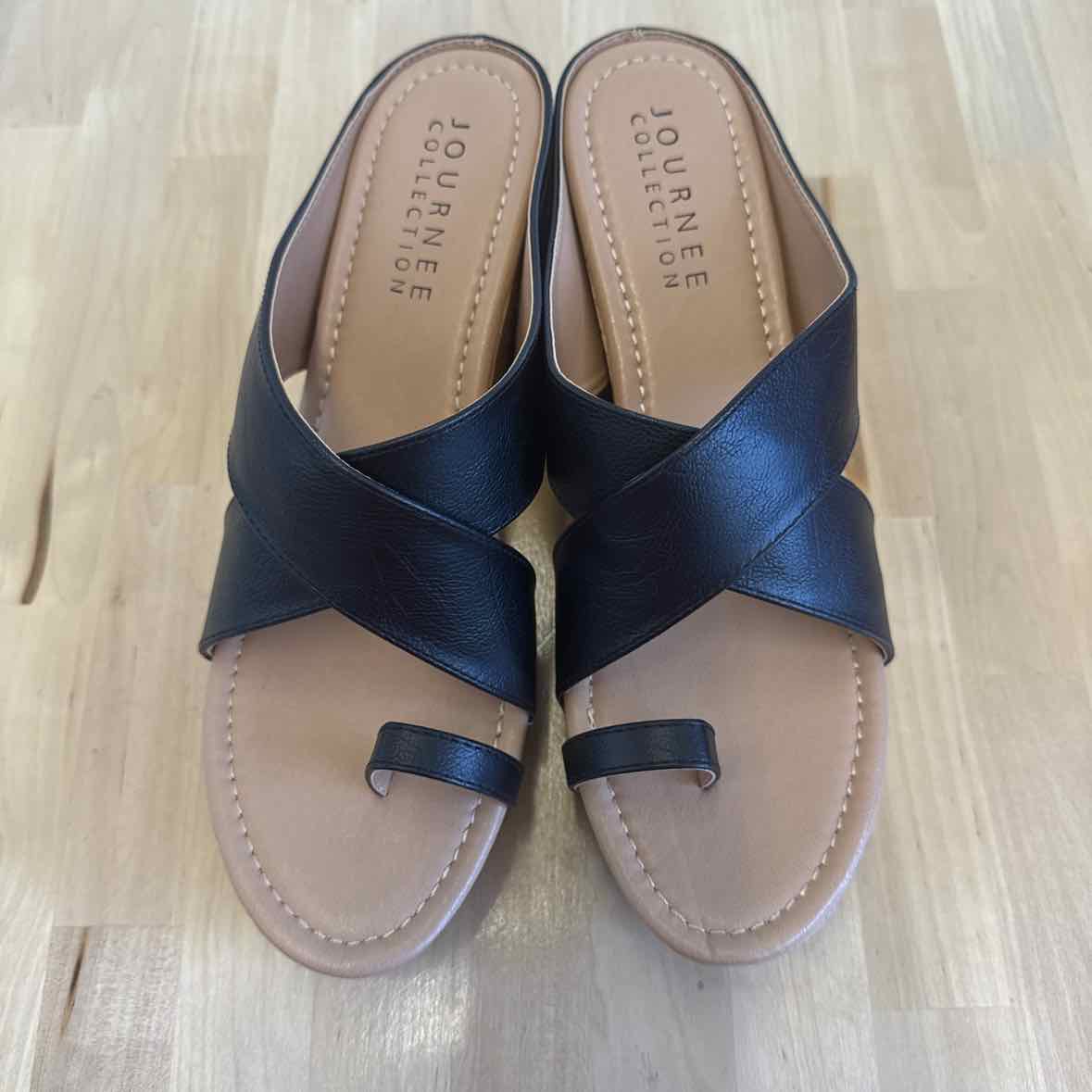 Journee Collection Shoe Size 11 Rayna Black Wedge Sandals