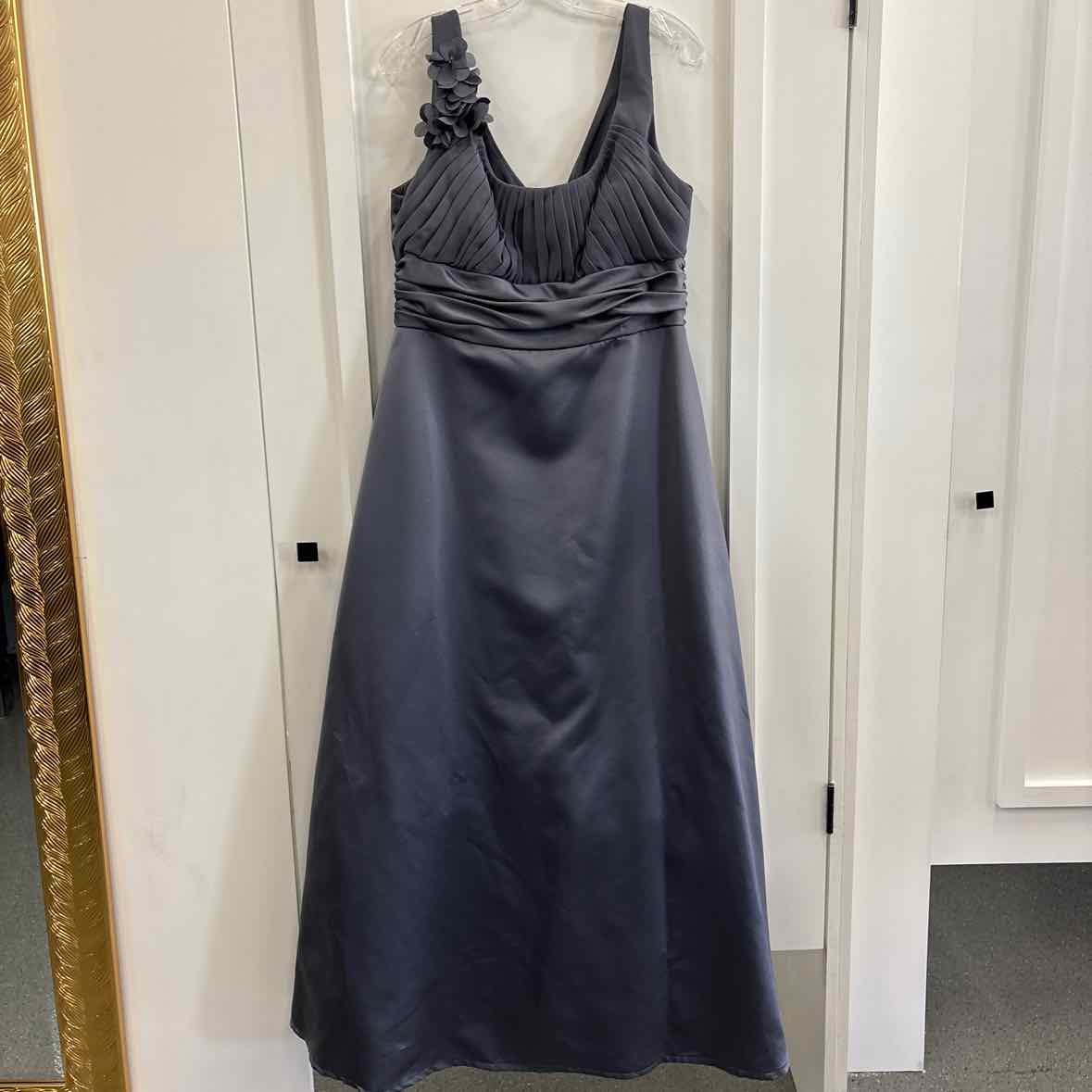 Davids Bridal Size 14 Gray Dress