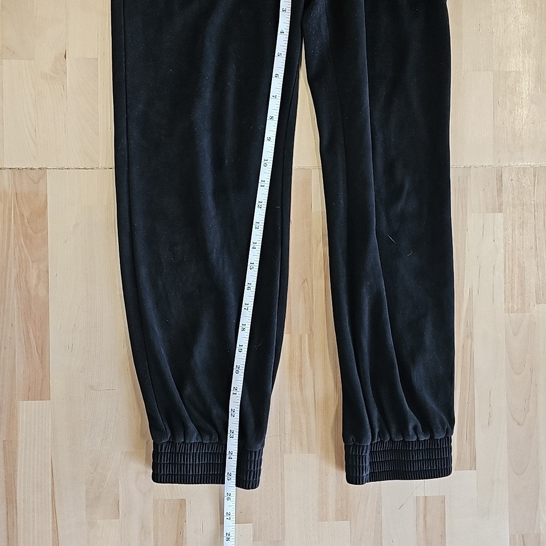 Hem&thread Size M Black Preloved Lounge