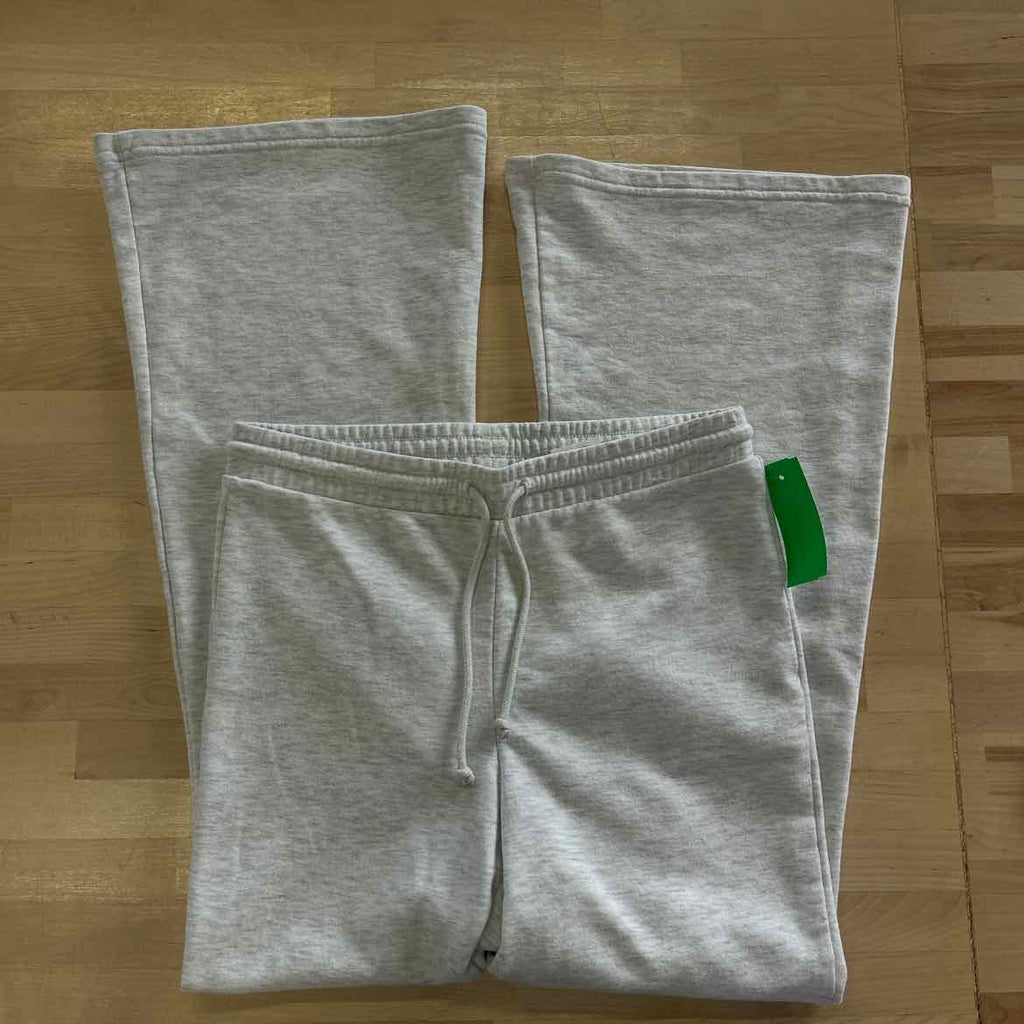Divided Size S Gray Preloved Sweatpants