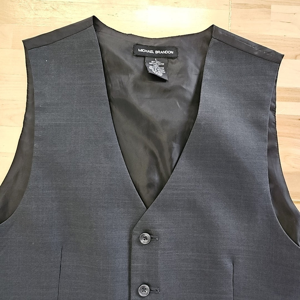 Size 44R Black Used MENS Vest