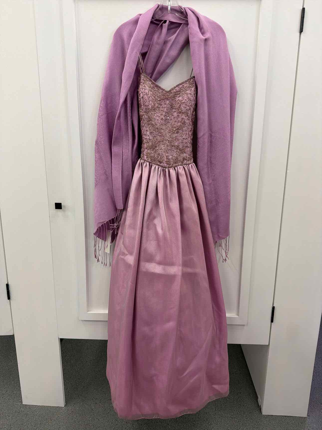 Tan Chho Size M Purple Beaded Dress