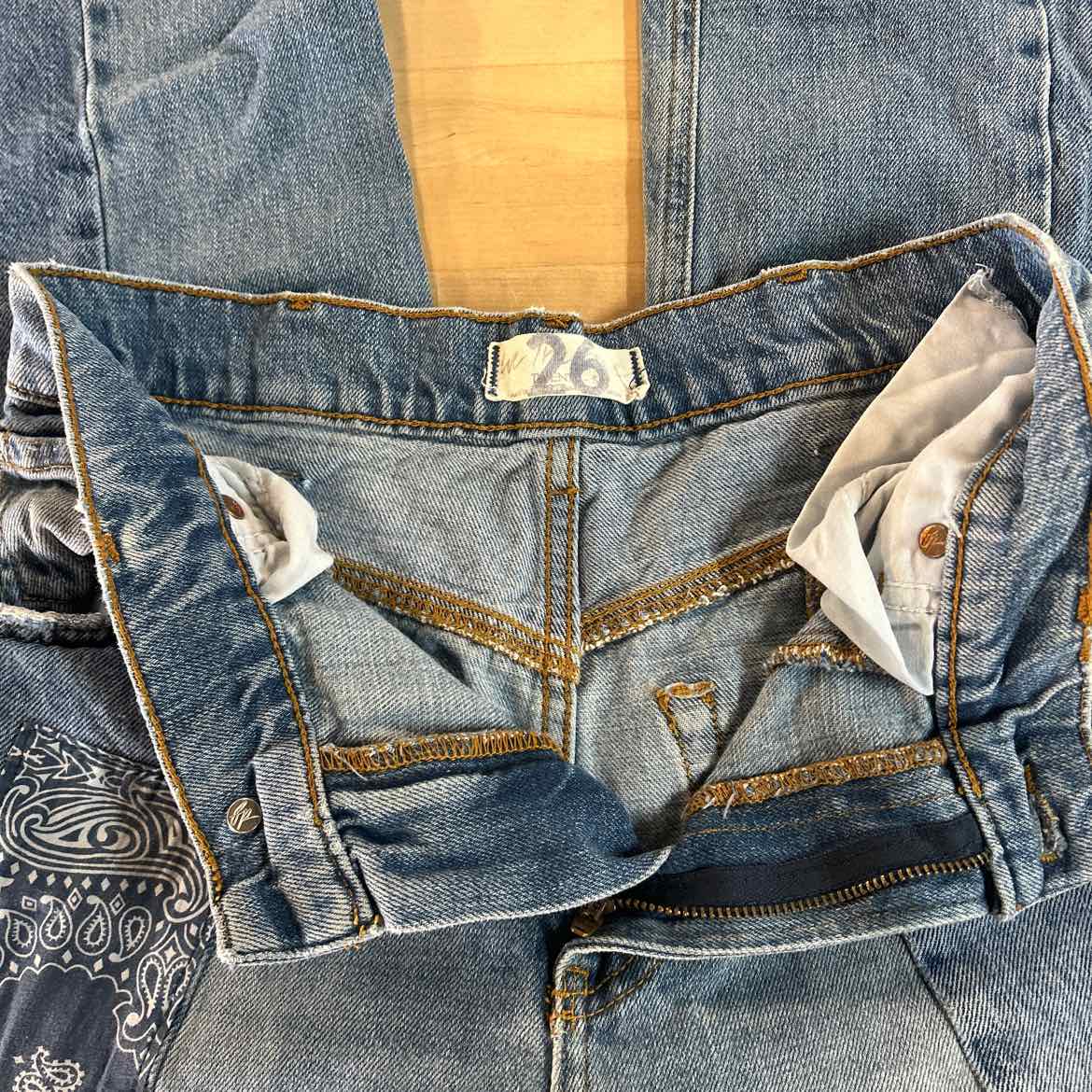 we the free Size 26 Blue Preloved Jeans