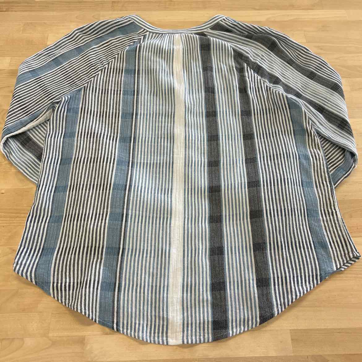 Lucky Brand Size L Blue White Blouse