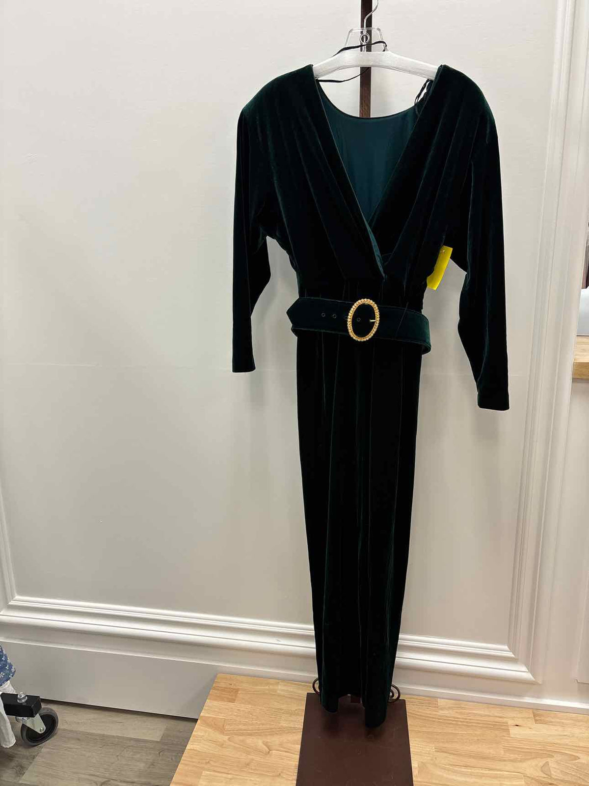 Jessica Howard Size 4 Green Velvet Preloved Dress