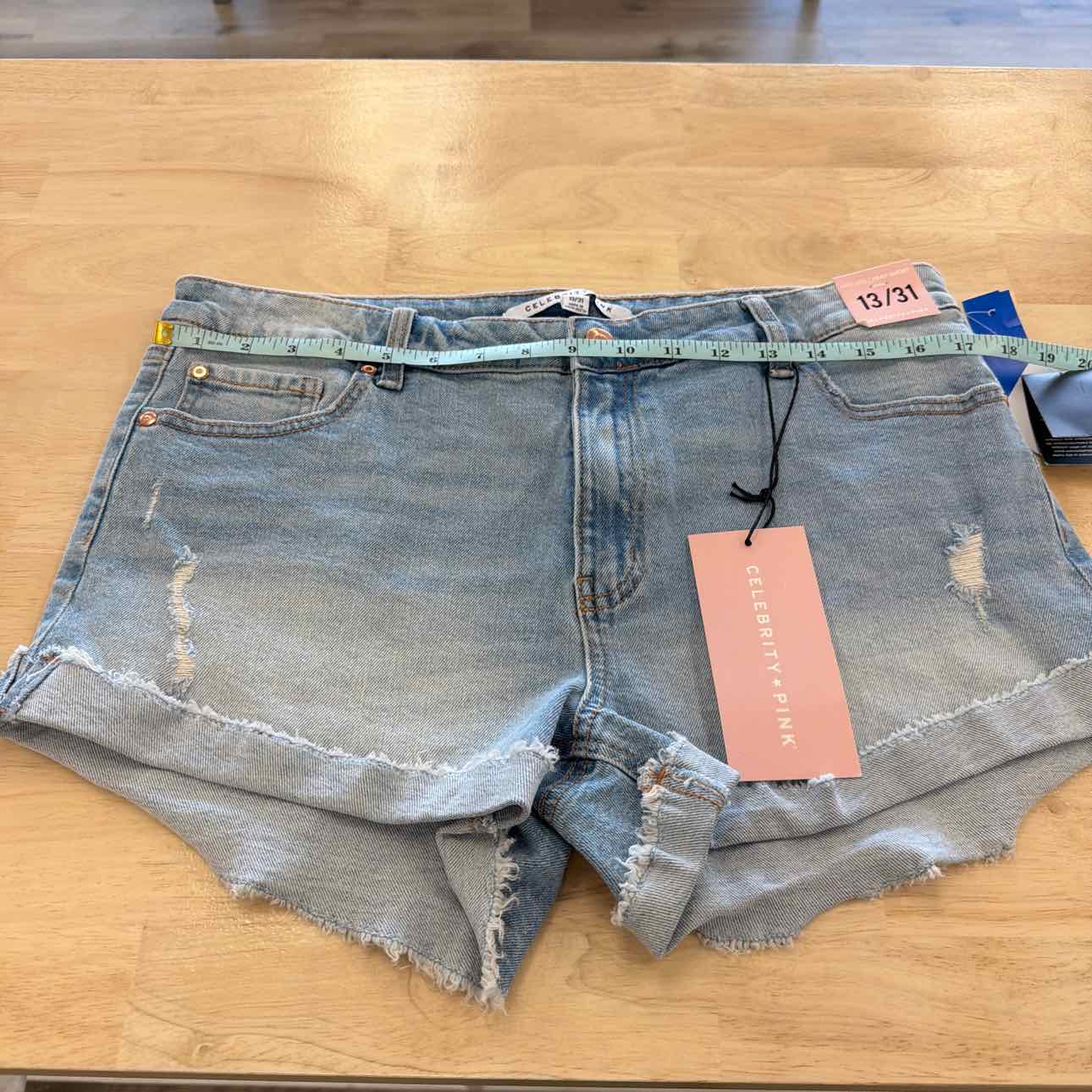 Celebrity pink Women Size 13 Blue New Shorts