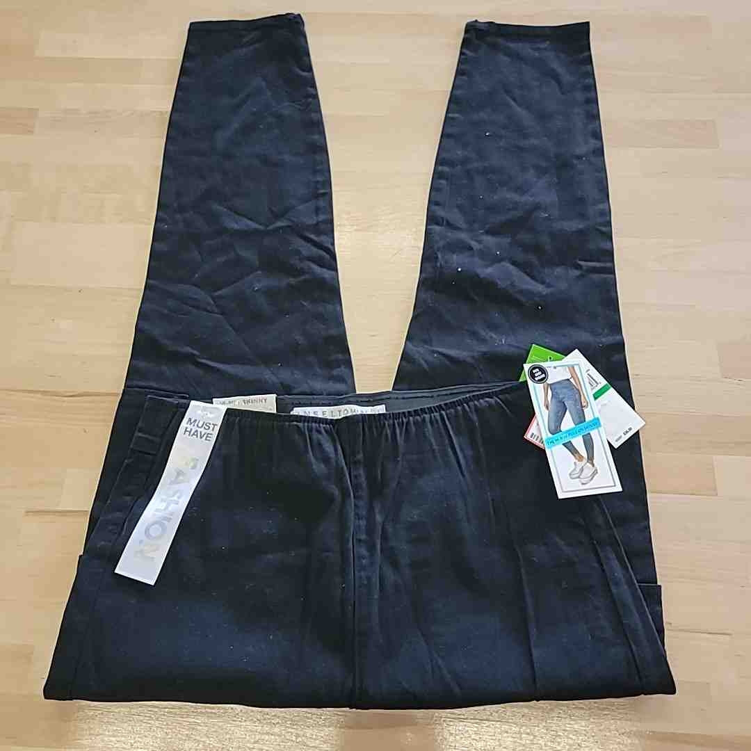 tinceltown Size L Black Pull-on Skinny Cargo Pants  NWT