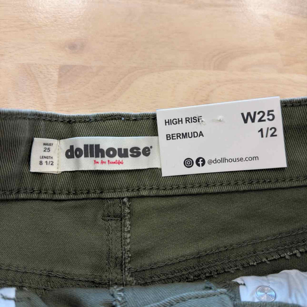 dollhouse Women Size 25 Green New Shorts