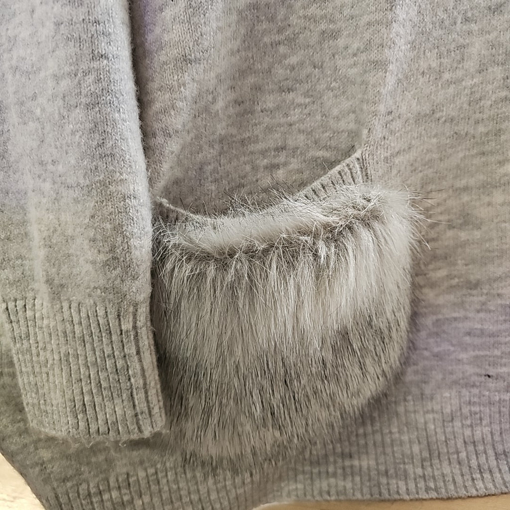 Lane Bryant Size 22/24 Gray Sweater