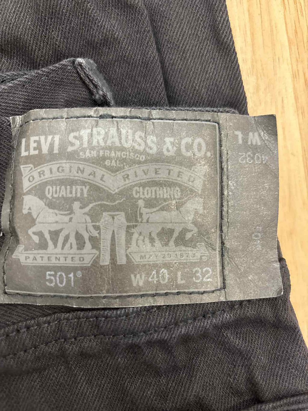 Levi's Size 40x32 Black MENS Jeans