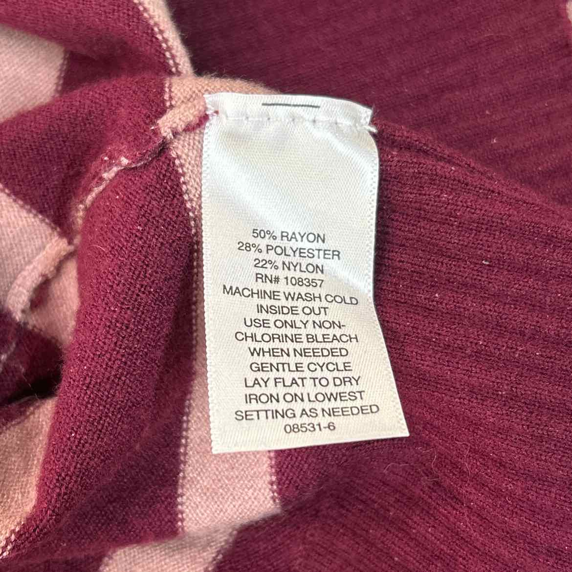 Liz Claiborne Size M Red Preloved Longsleeve