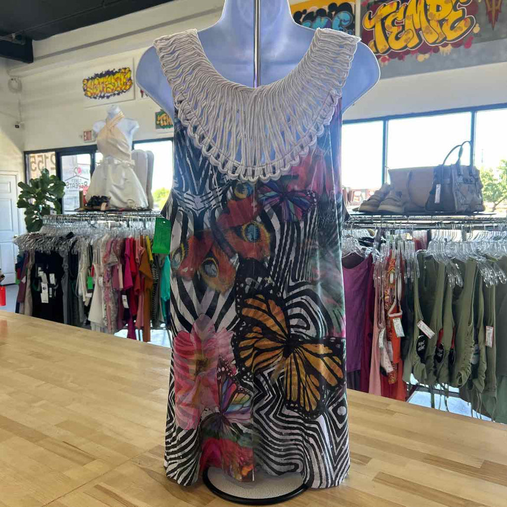 one world Size XL Multi-Color Preloved Tank