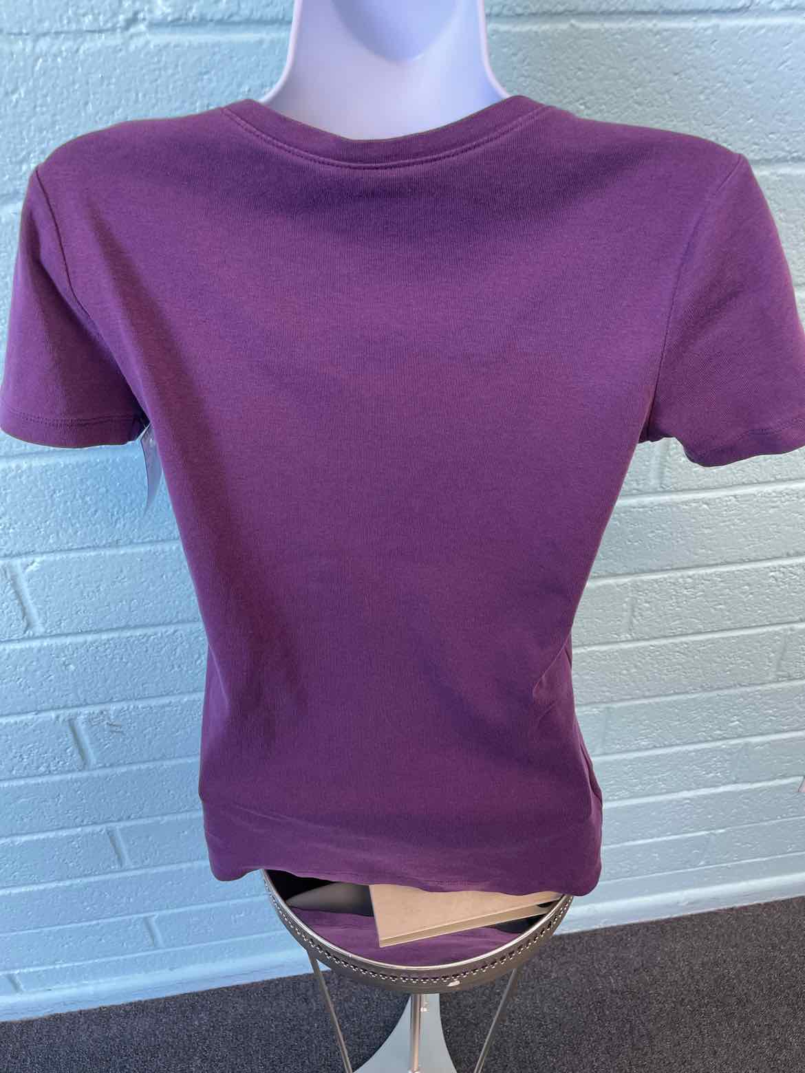 Eddie Bauer Size S Purple Shirt