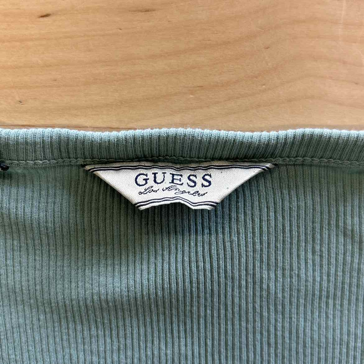 Guess Size XS Green Preloved T-Shirt SS