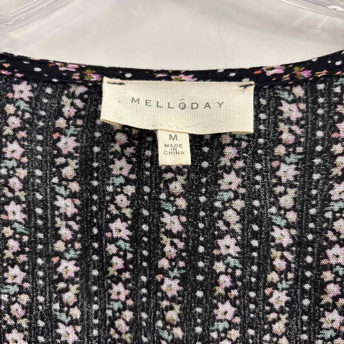 Melloday Size M Black Preloved Jumper
