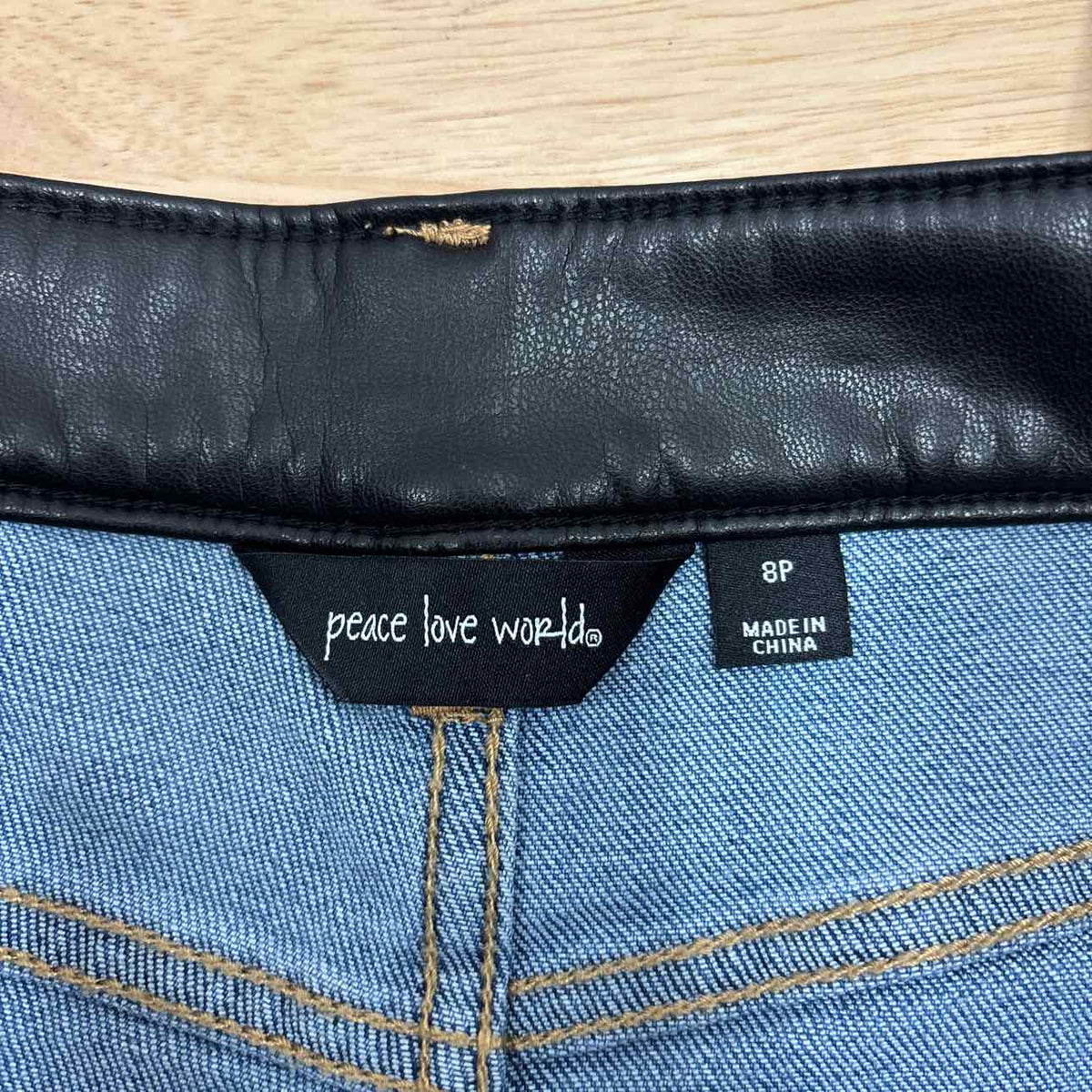 Peace Love World Size 8P Blue Denim Preloved Jeans