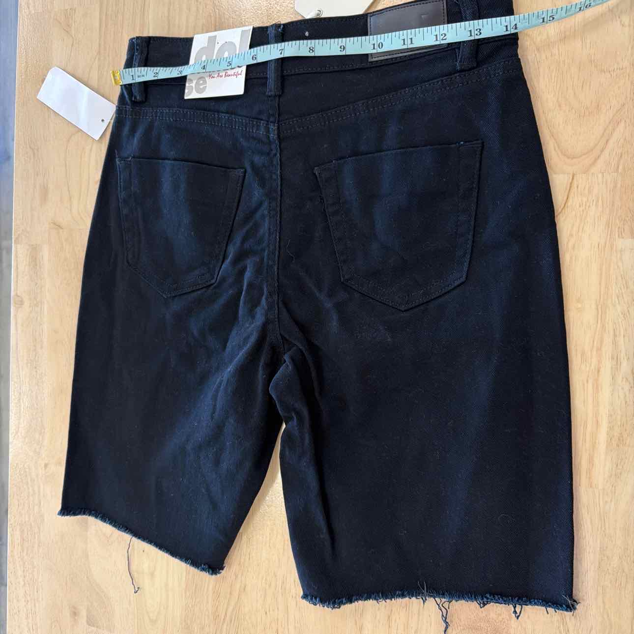 dollhouse Women Size 26 Black New Shorts