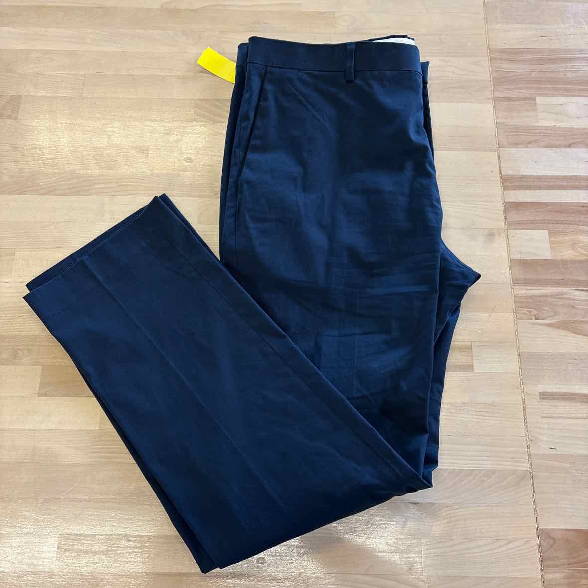 Murano Size 38x32 Navy MENS Pants