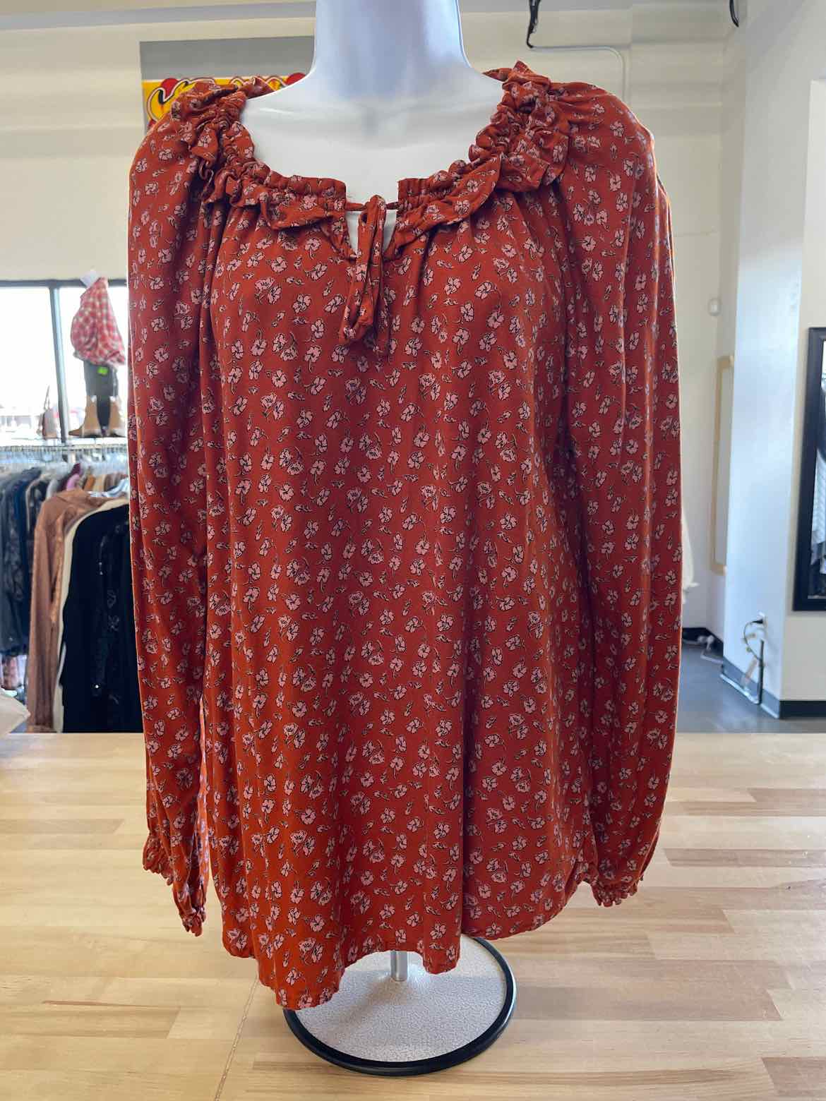 dip Size M Orange Blouse