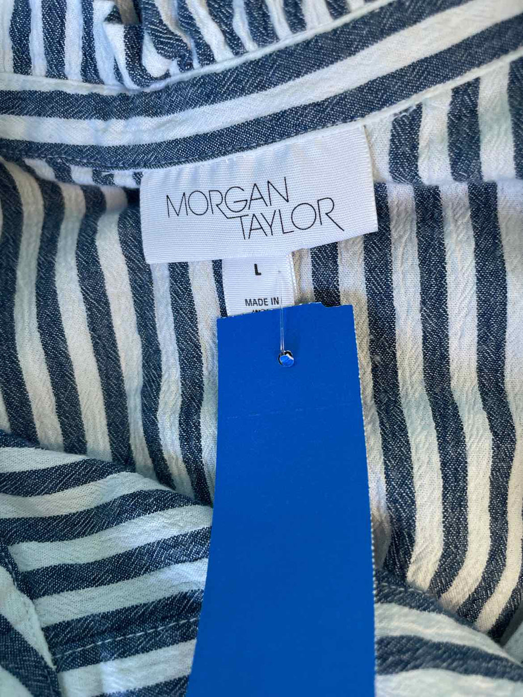 Morgan Taylor Size L White and Blue Blouse