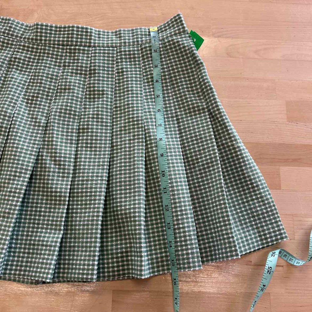 Tail Size 10 green white Preloved Skirt