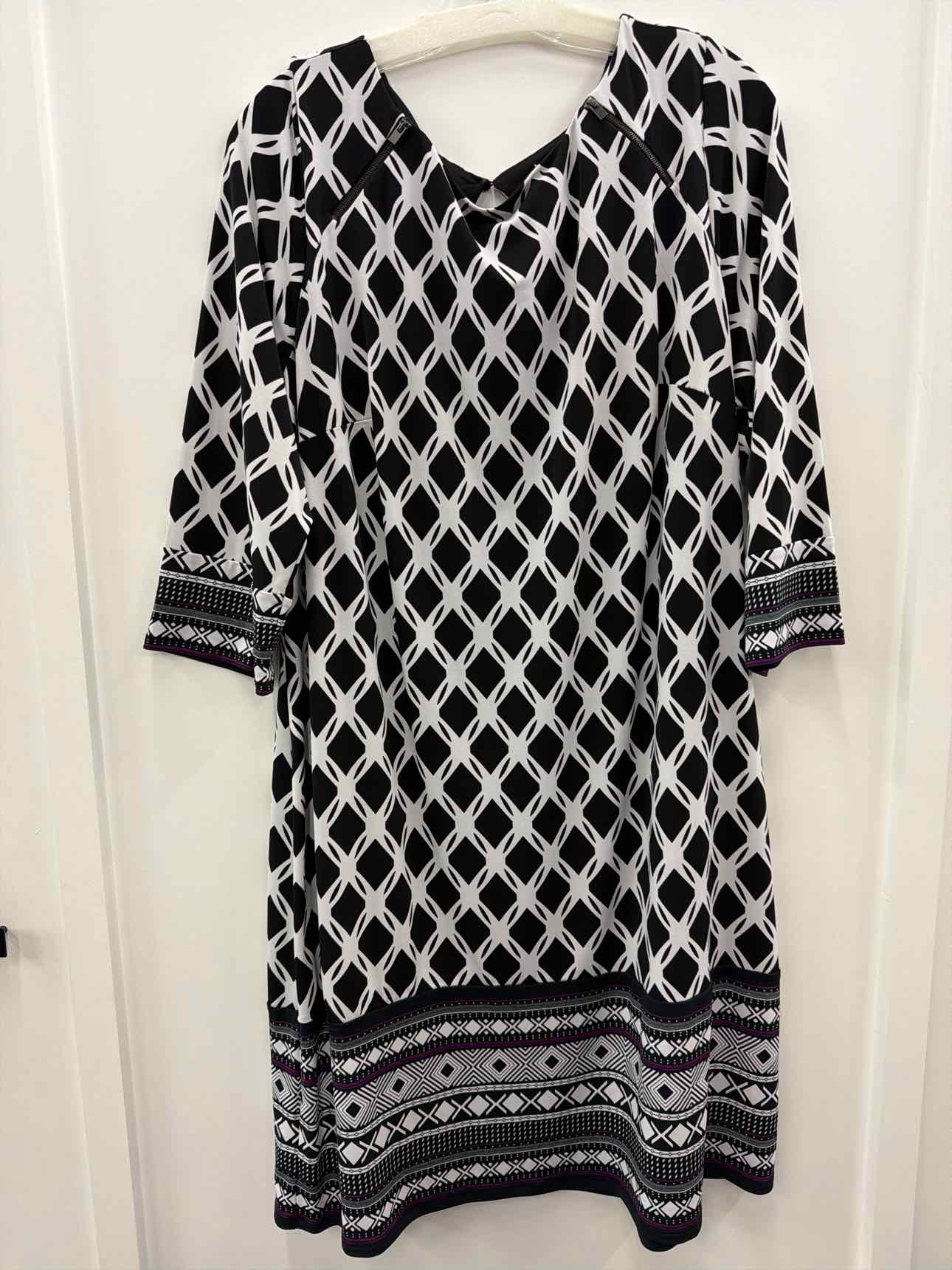 41 Hawthorn Size 2X Black/White Dress