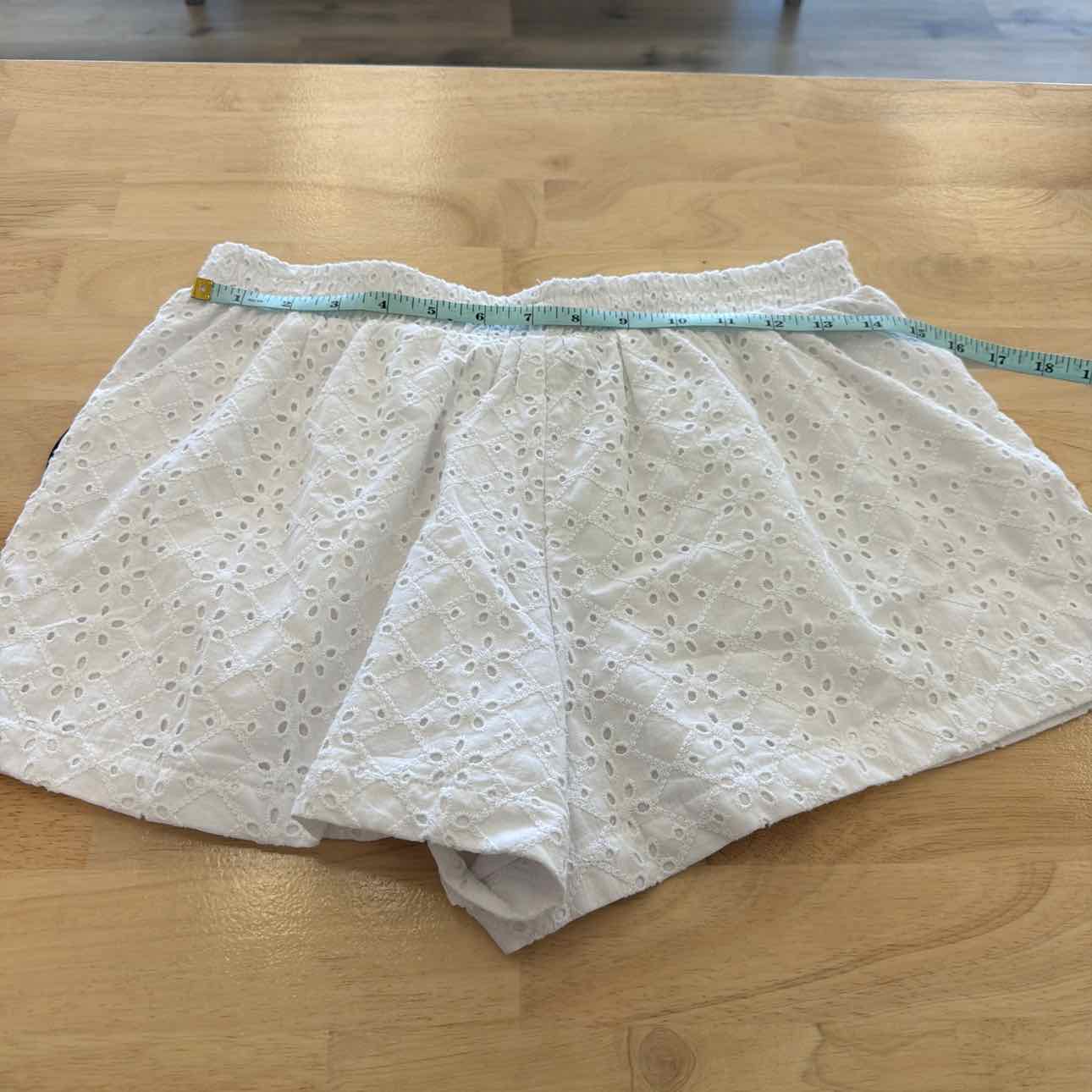 Planet Heart Women Size L White New Shorts