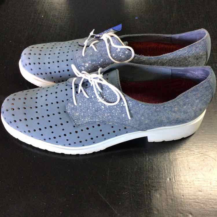 Munro Shoe Size 9 Light Blue Leather Oxford Loafers