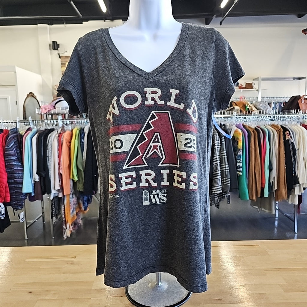 Majestic Size XL Gray T-shirt