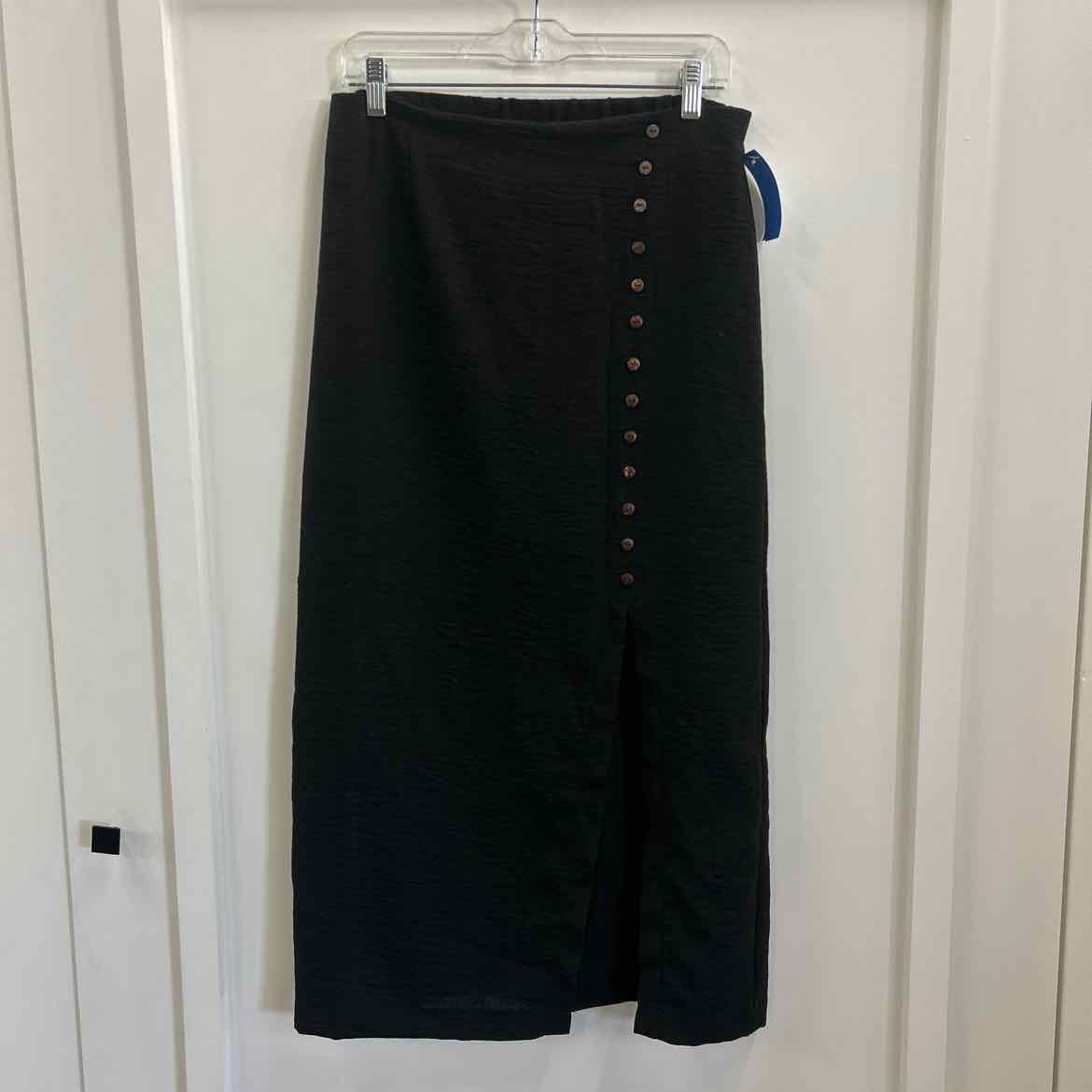 Active USA Size L Black New Skirt