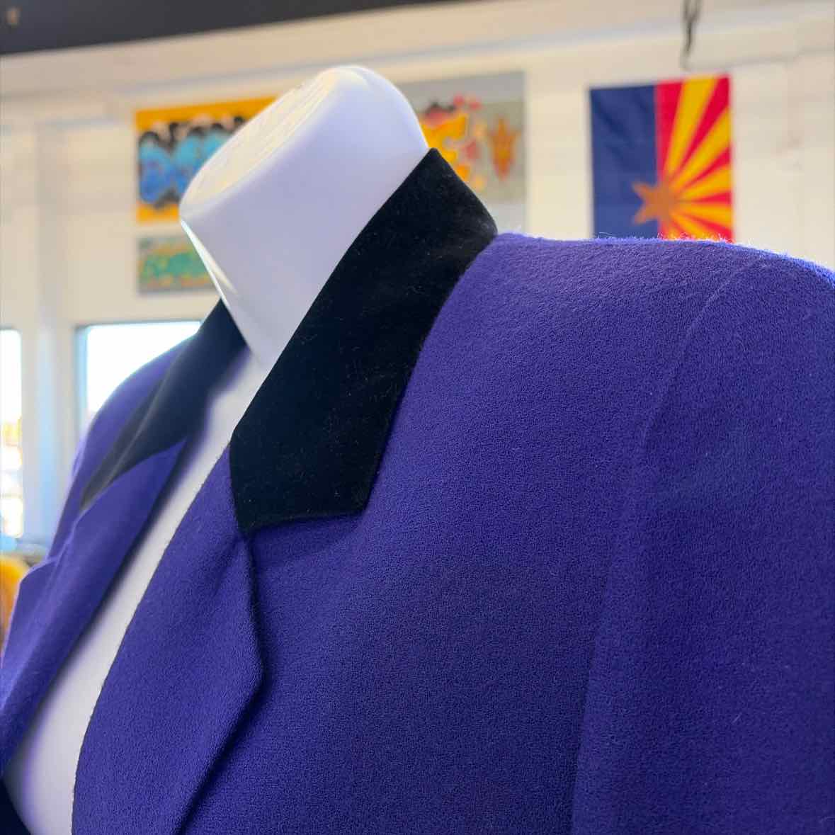 Valerie Stevens Size 6P Purple Wool Preloved Blazer
