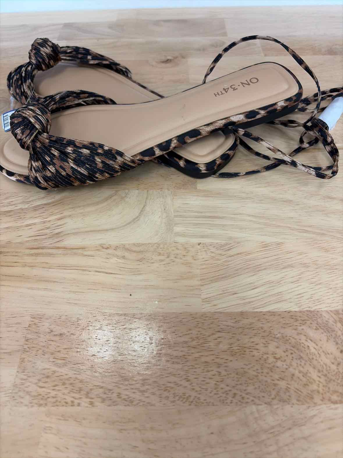 On 34th Size 9.5 On 34th Women's Jenniee Knot Flat Sandals