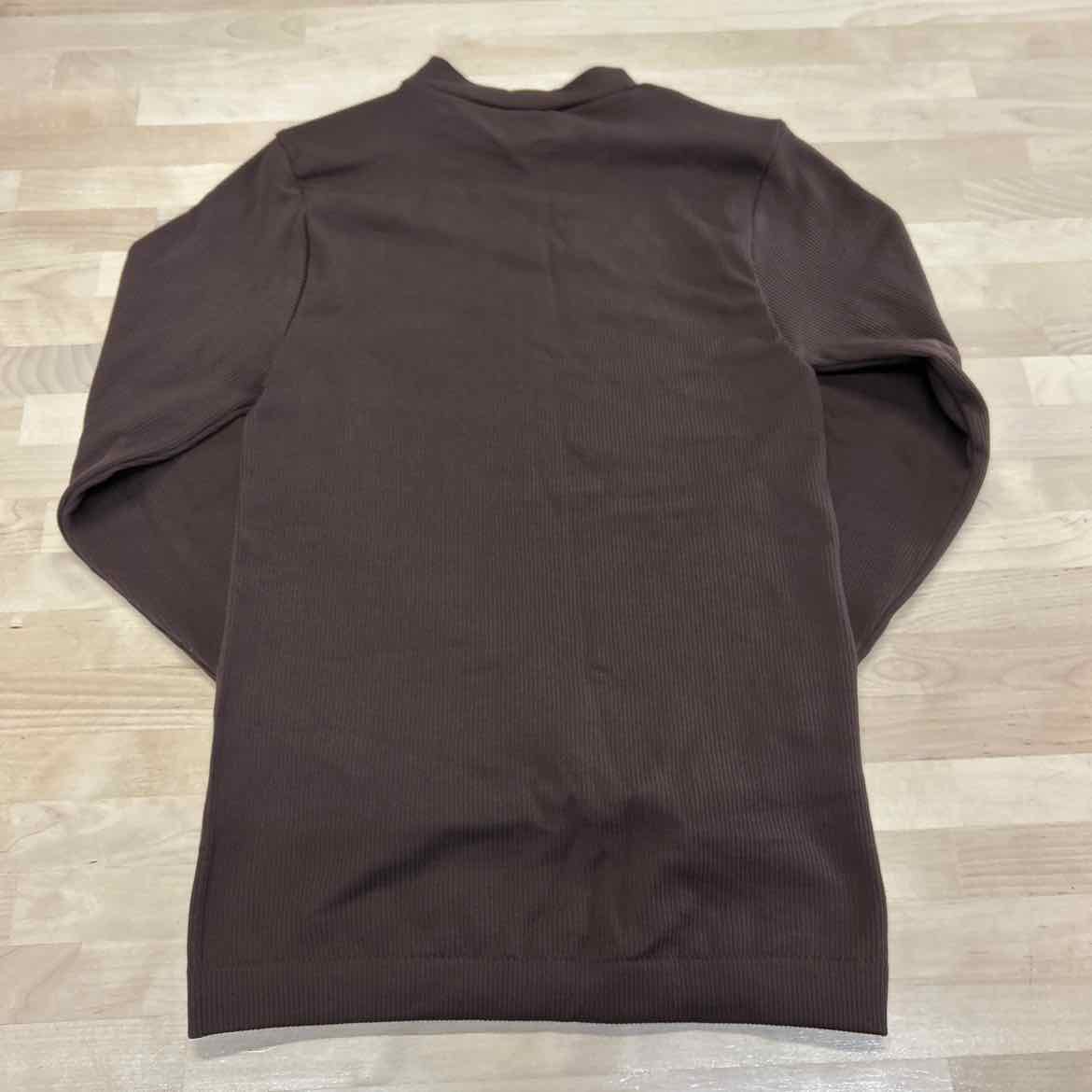 Dictionary Size S/M Brown Long Sleeve