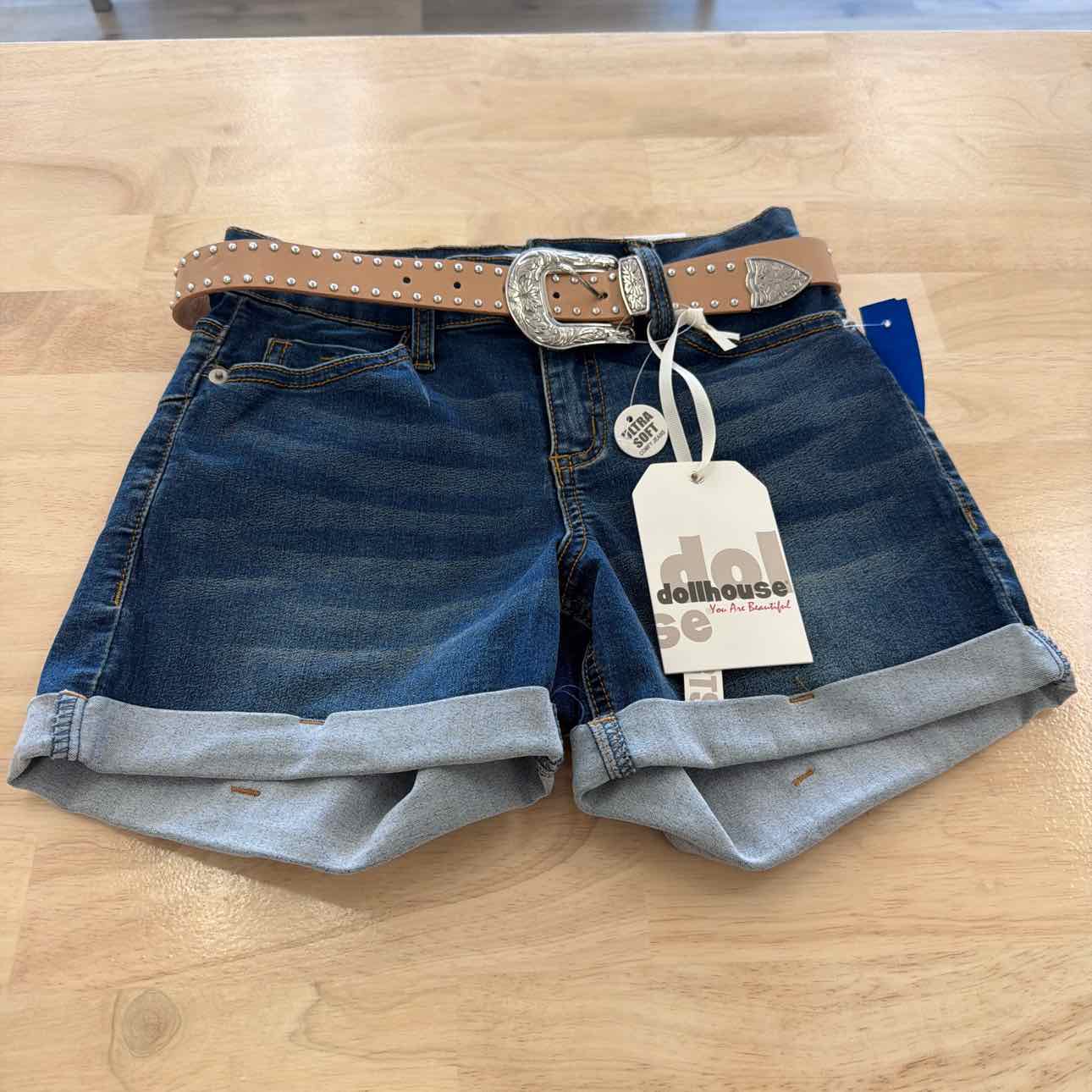 dollhouse Women Size 24 Blue New Shorts