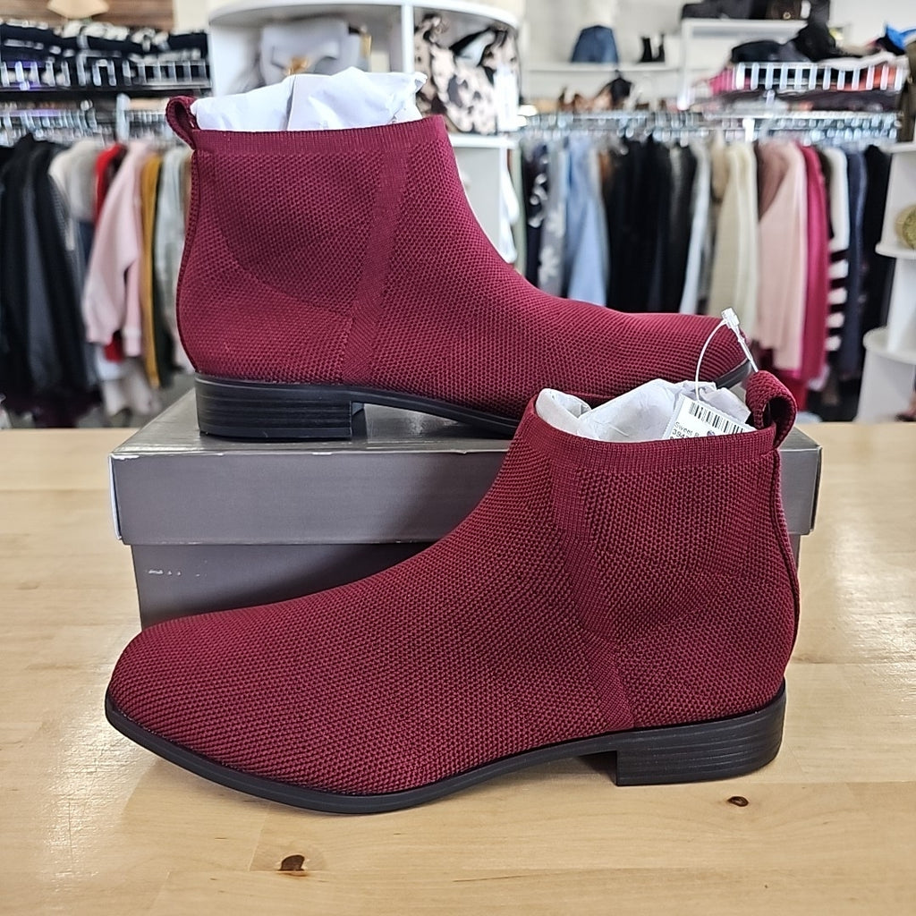 Style & Co. Size 8 Red Boots